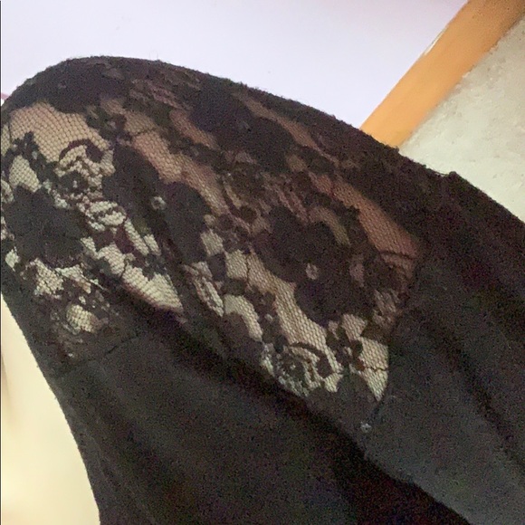 Black lace shirt - Picture 4 of 6